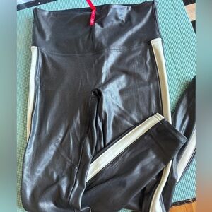 SPANX Large Black and Cream stripe faux leather Leggings